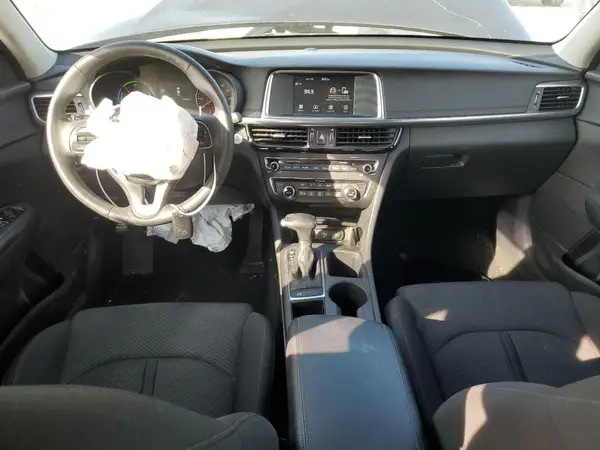 KNAGT4LE3H5009100 2017 KIA OPTIMA - Image 8