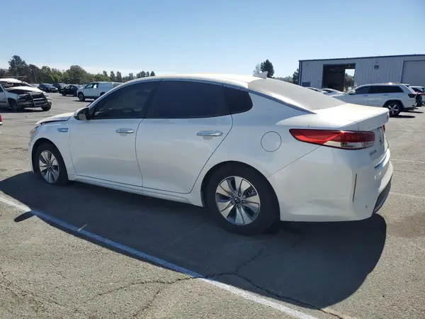 KNAGT4LE3H5016080 2017 KIA OPTIMA - Image 2