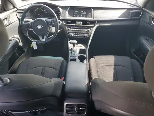 KNAGT4LE3H5016080 2017 KIA OPTIMA - Image 8