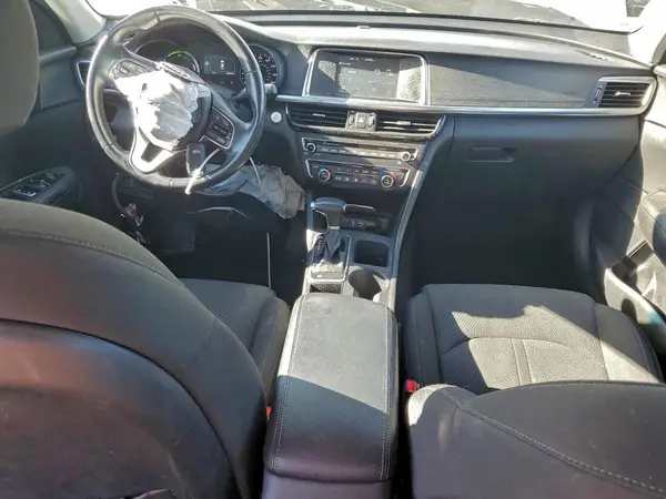 KNAGT4LE3J5020409 2018 KIA OPTIMA - Image 8