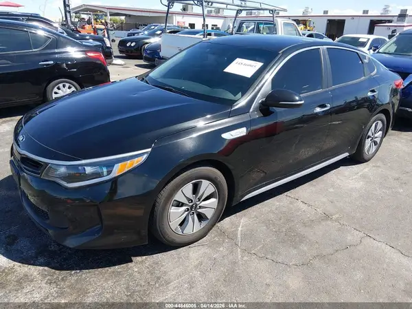 KNAGT4LE4H5017657 2017 KIA OPTIMA - Image 2