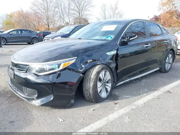 KNAGT4LE4H5018923 2017 KIA OPTIMA - Image 2
