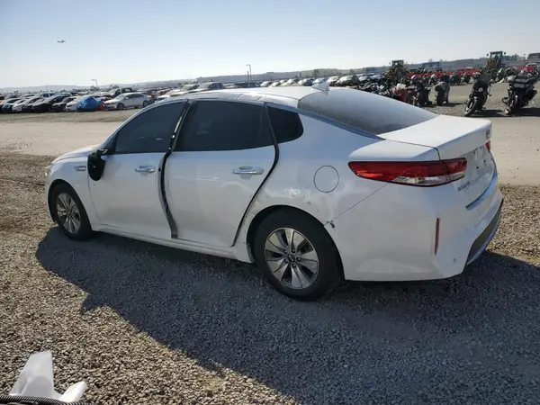 KNAGT4LE5H5011172 2017 KIA OPTIMA - Image 2