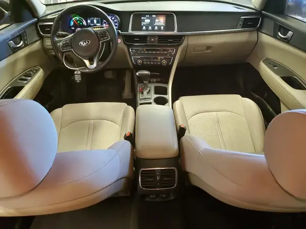 KNAGT4LE5H5011270 2017 KIA OPTIMA - Image 8