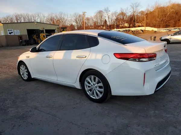 KNAGT4LE6H5011293 2017 KIA OPTIMA - Image 2