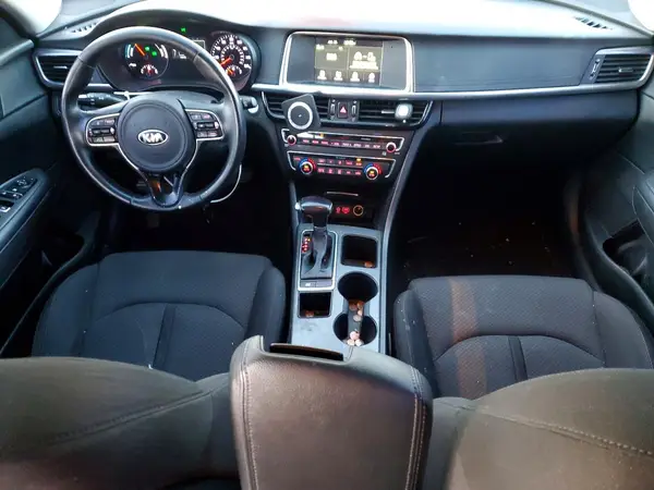 KNAGT4LE6H5011293 2017 KIA OPTIMA - Image 8