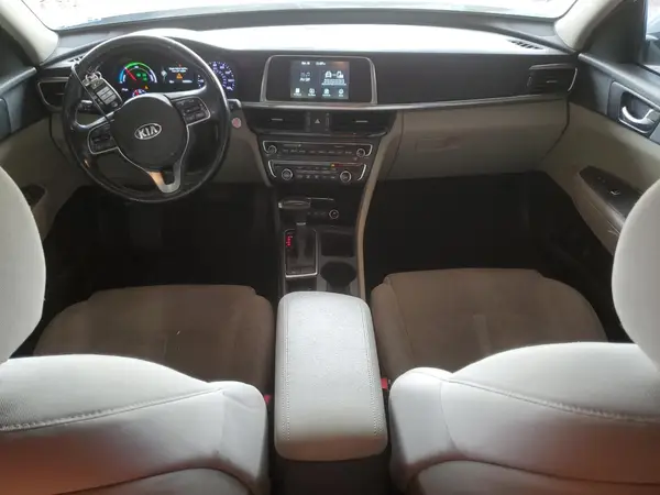 KNAGT4LE6H5014954 2017 KIA OPTIMA - Image 8