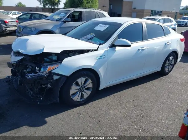 KNAGT4LE6J5024924 2018 KIA OPTIMA - Image 2
