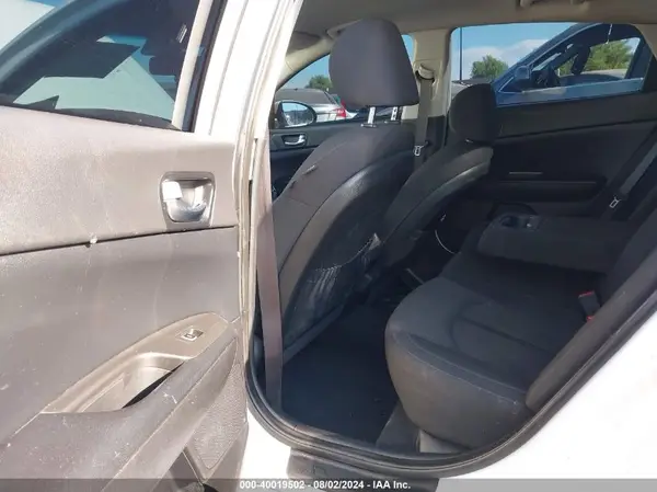KNAGT4LE6J5024924 2018 KIA OPTIMA - Image 8