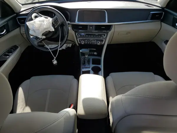 KNAGT4LE7H5010668 2017 KIA OPTIMA - Image 8