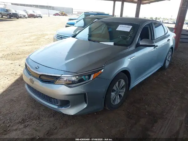 KNAGT4LE7H5011951 2017 KIA OPTIMA - Image 2