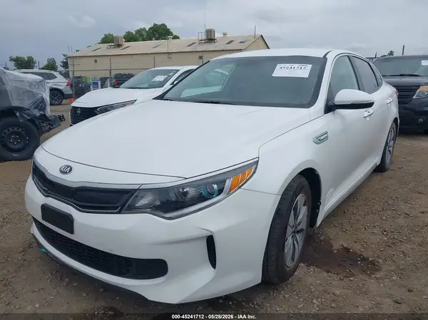 KNAGT4LE7H5013456 2017 KIA OPTIMA - Image 2
