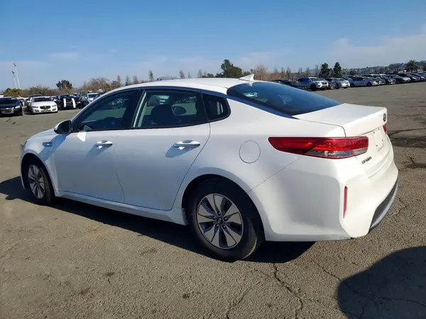 KNAGT4LE7H5018575 2017 KIA OPTIMA - Image 2