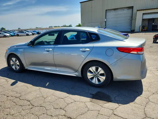 KNAGT4LE8H5014213 2017 KIA OPTIMA - Image 2