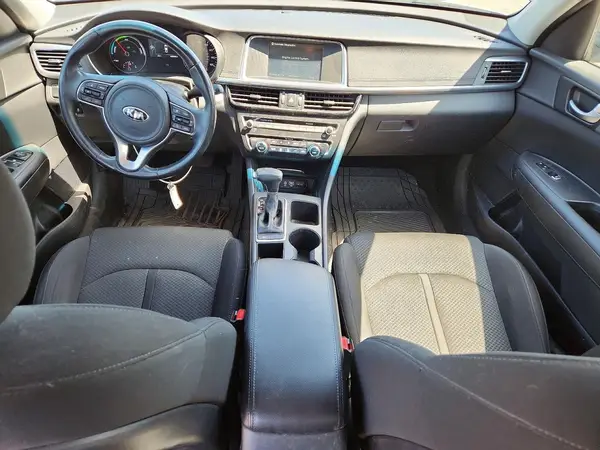 KNAGT4LE8H5014213 2017 KIA OPTIMA - Image 8