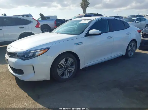 KNAGT4LE9H5018495 2017 KIA OPTIMA - Image 2