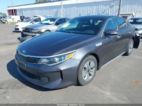 KNAGT4LEXH5012480 2017 KIA OPTIMA - Image 2