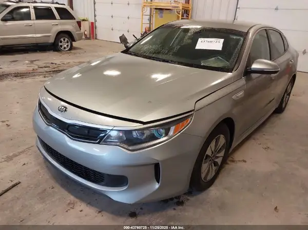 KNAGT4LEXH5013371 2017 KIA OPTIMA - Image 2