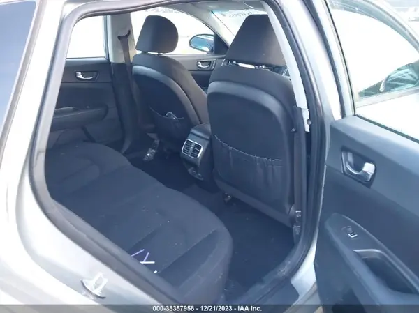 KNAGT4LEXH5013550 2017 KIA OPTIMA - Image 8