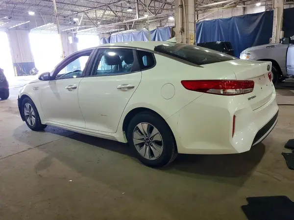 KNAGT4LEXH5015170 2017 KIA OPTIMA - Image 2