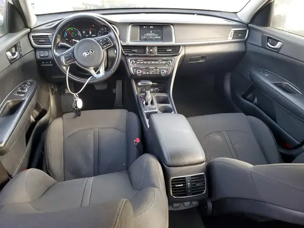 KNAGT4LEXH5016335 2017 KIA OPTIMA - Image 8