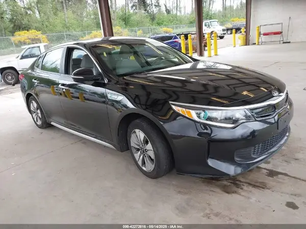 KNAGT4LEXH5018540 2017 KIA OPTIMA - Image 1