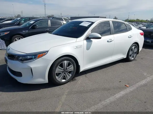 KNAGU4LC0H5006151 2017 KIA OPTIMA - Image 2