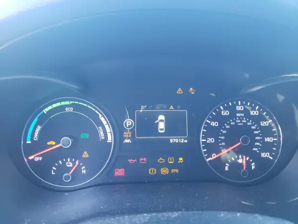 KNAGU4LC1H5004554 2017 KIA OPTIMA - Image 8