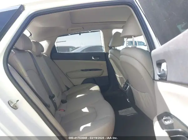 KNAGU4LC5H5004864 2017 KIA OPTIMA - Image 8
