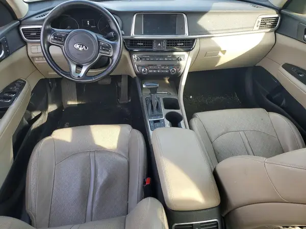 KNAGU4LC6H5005120 2017 KIA OPTIMA - Image 8