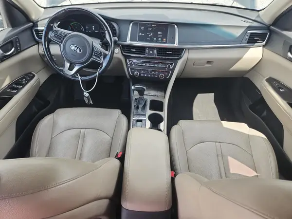 KNAGU4LC7H5007653 2017 KIA OPTIMA - Image 8