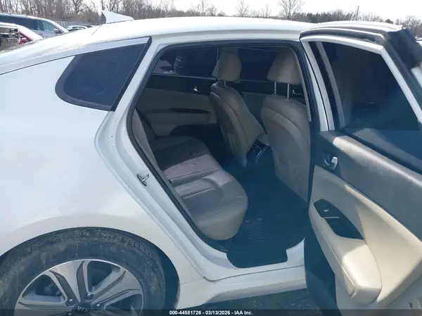 KNAGU4LE0H5012730 2017 KIA OPTIMA - Image 8