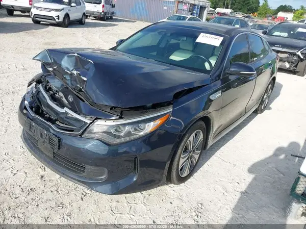 KNAGU4LE0H5013778 2017 KIA OPTIMA - Image 2