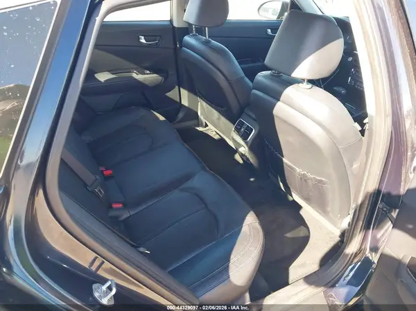 KNAGU4LE0K5031916 2019 KIA OPTIMA - Image 8