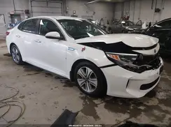 KNAGU4LE1H5012879 2017 KIA OPTIMA