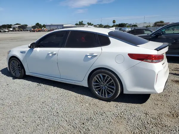 KNAGU4LE1H5013627 2017 KIA OPTIMA - Image 2