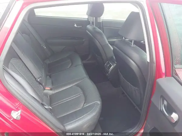 KNAGU4LE1J5022611 2018 KIA OPTIMA - Image 8