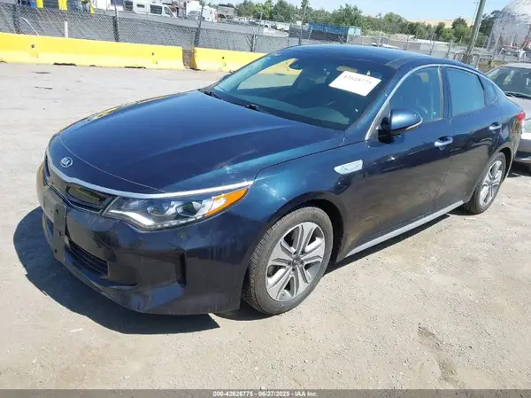KNAGU4LE2J5020396 2018 KIA OPTIMA - Image 2