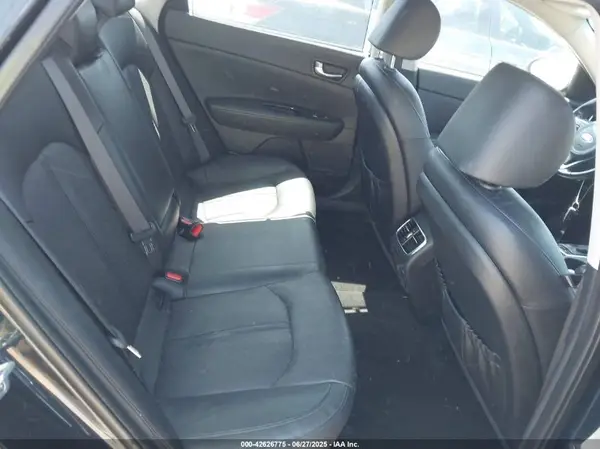 KNAGU4LE2J5020396 2018 KIA OPTIMA - Image 8