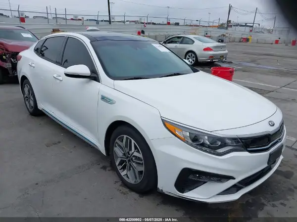 KNAGU4LE4L5038983 2020 KIA OPTIMA - Image 1