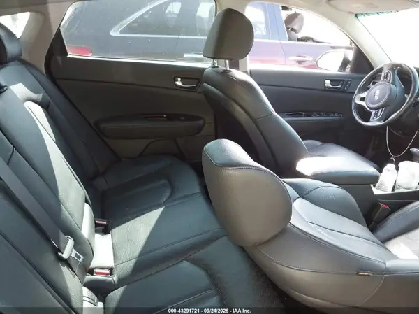 KNAGU4LE5H5017969 2017 KIA OPTIMA - Image 8