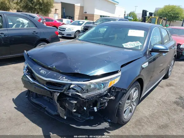 KNAGU4LE5J5023163 2018 KIA OPTIMA - Image 2