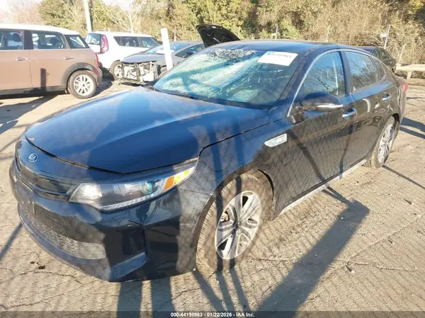 KNAGU4LE6H5010013 2017 KIA OPTIMA - Image 2