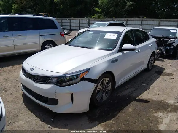 KNAGU4LE6H5018161 2017 KIA OPTIMA - Image 2