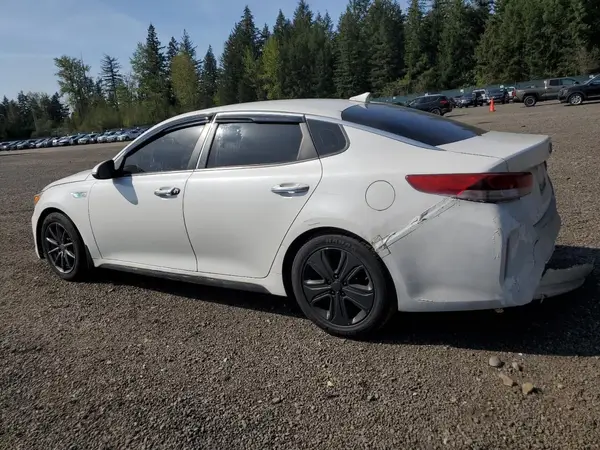 KNAGU4LE6J5024371 2018 KIA OPTIMA - Image 2