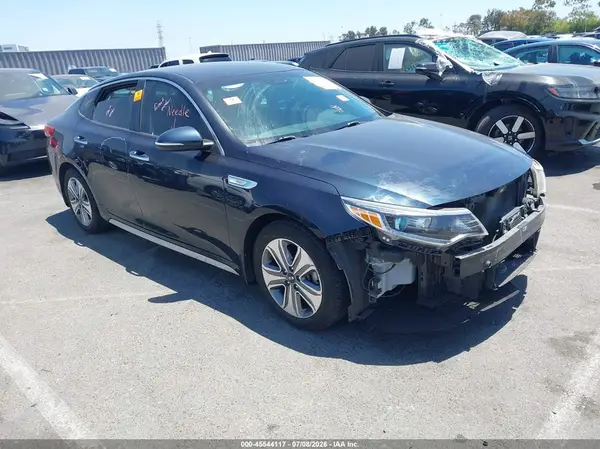 KNAGU4LE7H5017472 2017 KIA OPTIMA - Image 1