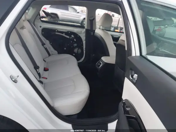 KNAGU4LE7K5032481 2019 KIA OPTIMA - Image 8