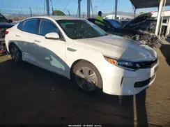 KNAGU4LE8H5013642 2017 KIA OPTIMA