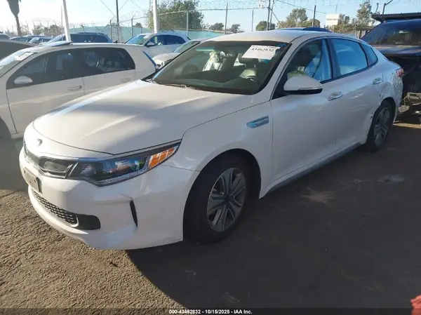 KNAGU4LE8H5013642 2017 KIA OPTIMA - Image 2