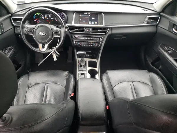 KNAGU4LE8H5013771 2017 KIA OPTIMA - Image 8